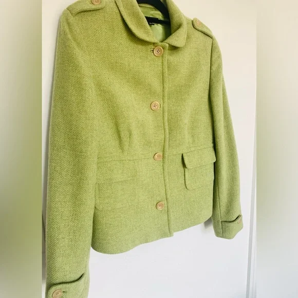 Banana Republic Lime Green Wool Woman’s  Jacket/Blazer - Picture 3 of 8